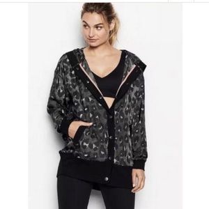 VS Sport Leopard Jacket